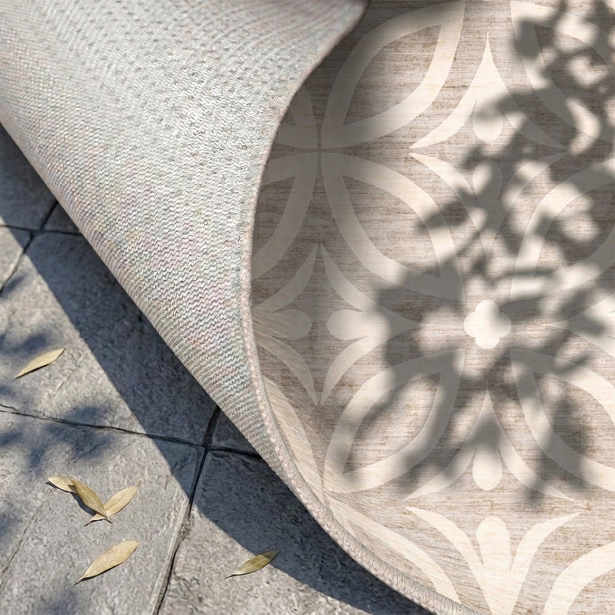 Geometrisk utomhusmatta - Mosaic Petal Creme