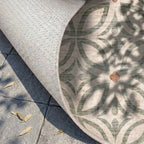 Geometrisk utomhusmatta - Mosaic Petal Grön