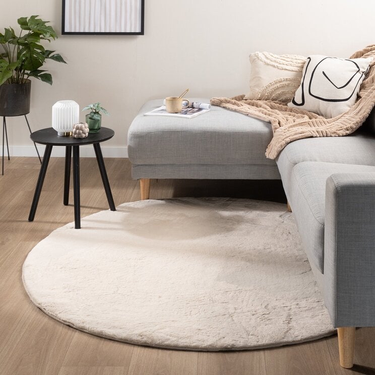 Rund Matta Med Låg Lugg - Cozy Gräddvit