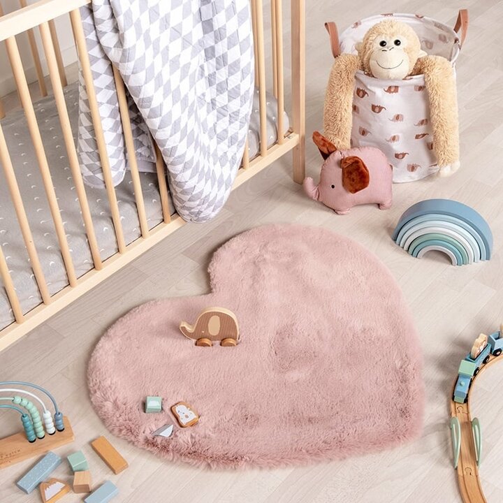 Barnmatta - Huggy Heart Rosa