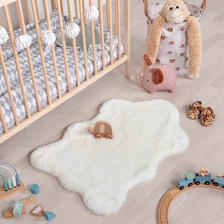 Barnmatta - Huggy Sheep Vit
