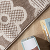 Barnrumsmatta - Bowie Flower Taupe - thumbnail 2