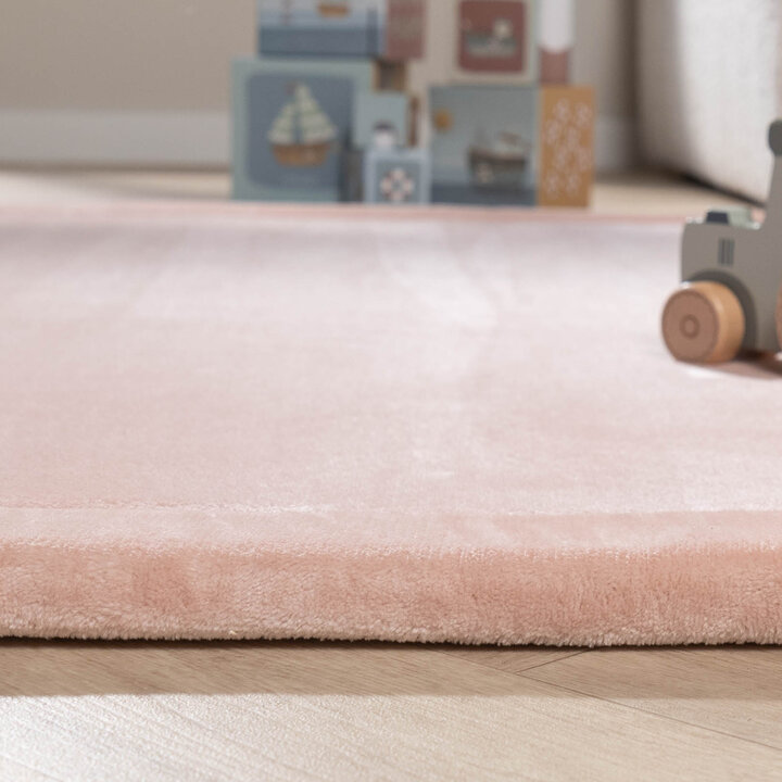Fyrkantig lekmatta | Jip rosa hos Volero - 5